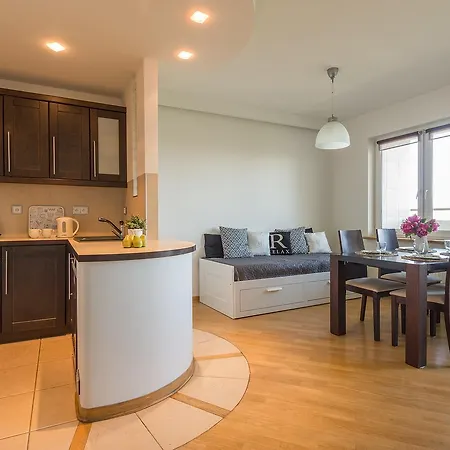 Miasteczko Orange P&o Service Apartman Varsó